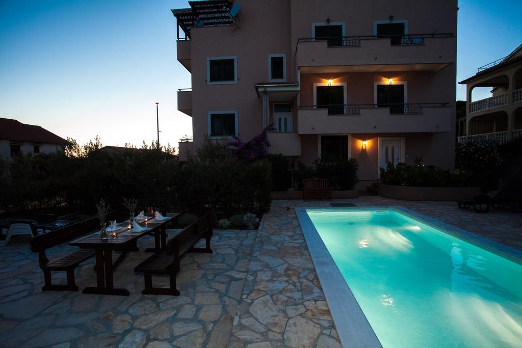 Apartments Lara & Luka Zadar Ngoại thất bức ảnh